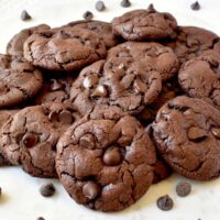 Cookie de Chocolate com Gotas de Chocolate