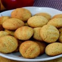 Biscoito Amantigado de Maçã com Canela